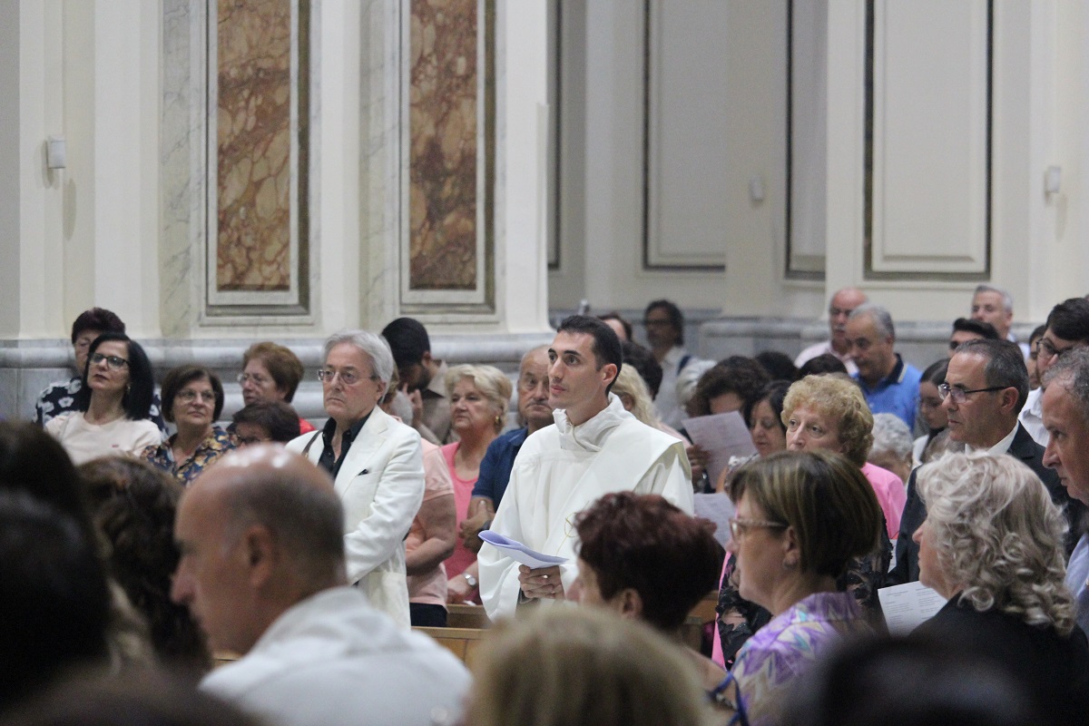 Don Ciro Maione è sacerdote. L'omelia del vescovo Di Donna – Diocesi di  Acerra